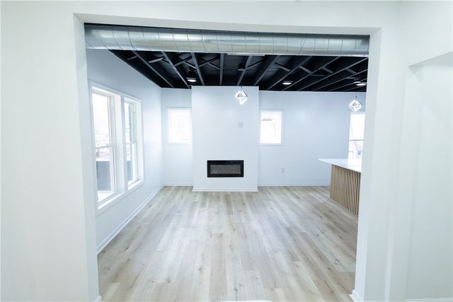 143 Orchard St, Aliquippa, PA 15001