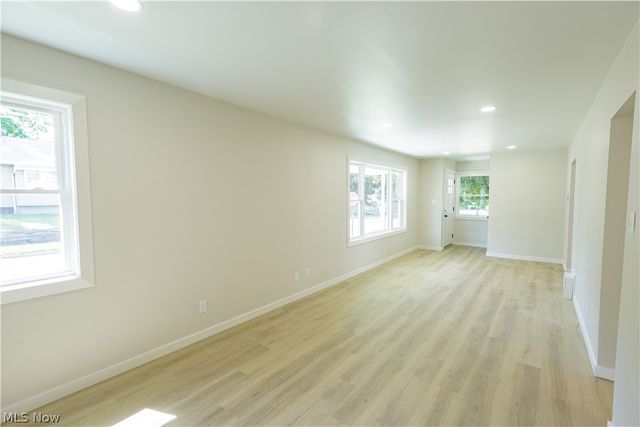 943 Erskine Avenue, Akron, OH 44306