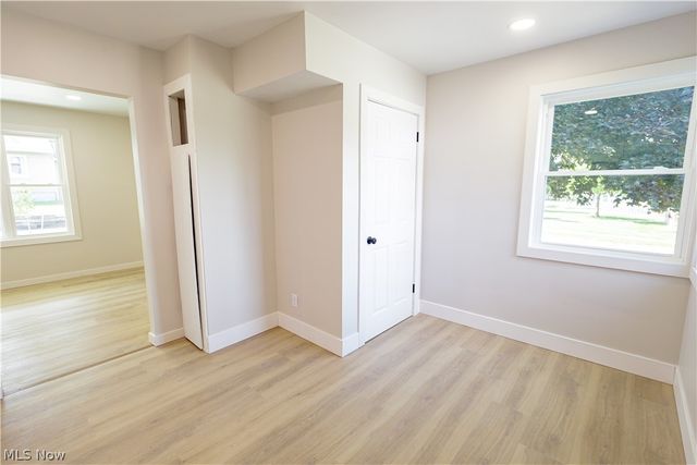 943 Erskine Avenue, Akron, OH 44306