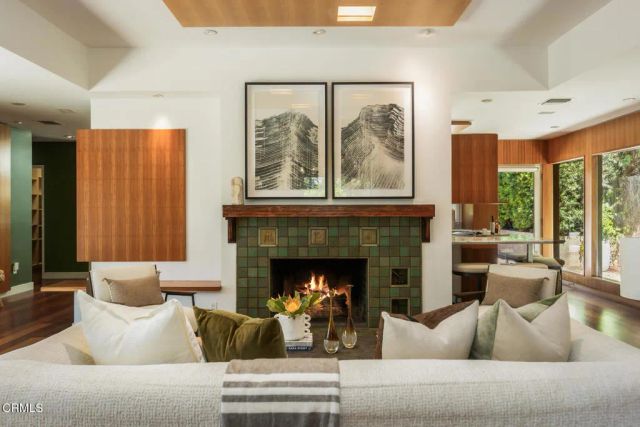 663 W California Boulevard, Pasadena, CA 91105