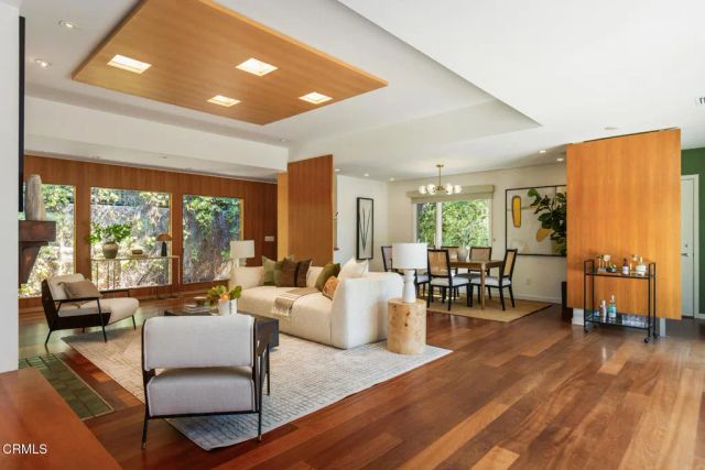 663 W California Boulevard, Pasadena, CA 91105