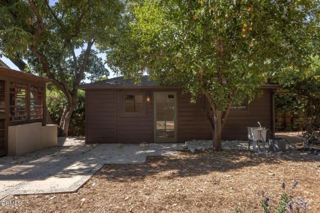 663 W California Boulevard, Pasadena, CA 91105