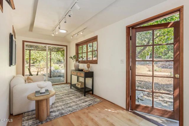 663 W California Boulevard, Pasadena, CA 91105