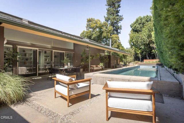 663 W California Boulevard, Pasadena, CA 91105