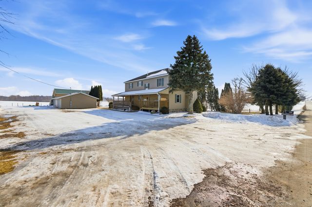 15960 Kenowa Avenue, Tyrone Twp, MI 49330