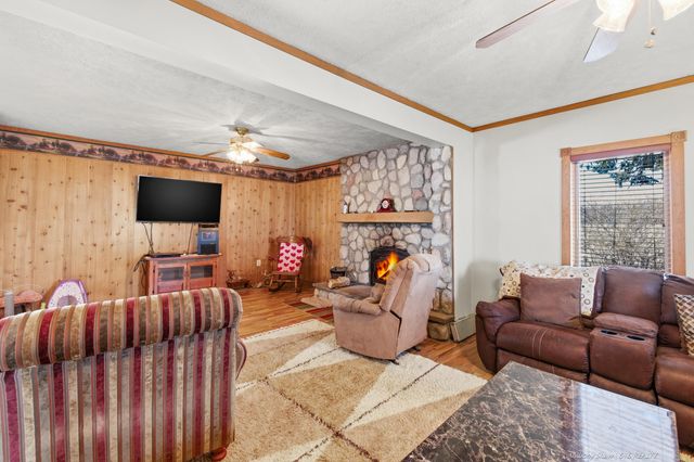 15960 Kenowa Avenue, Tyrone Twp, MI 49330