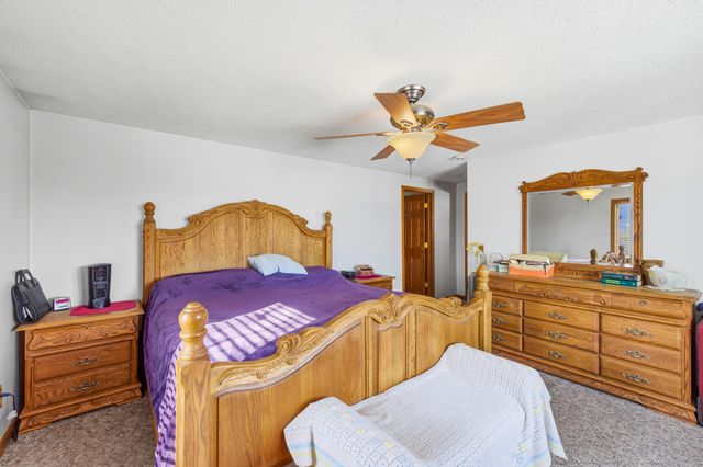 15960 Kenowa Avenue, Tyrone Twp, MI 49330