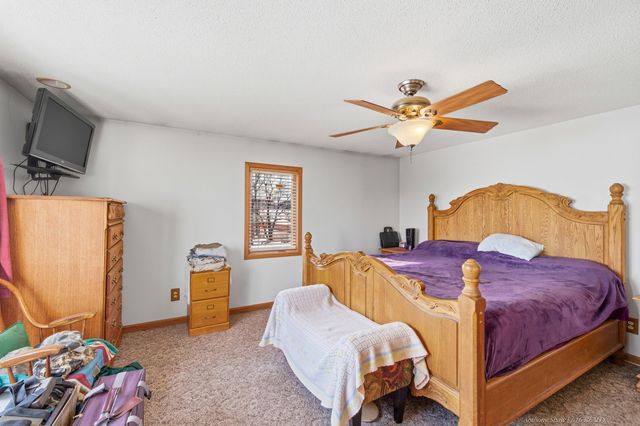 15960 Kenowa Avenue, Tyrone Twp, MI 49330