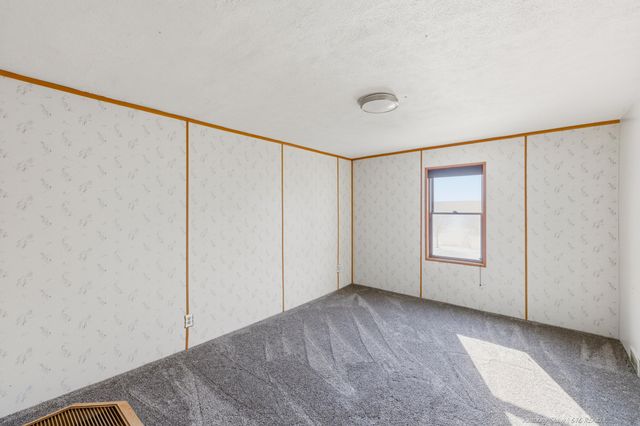 15960 Kenowa Avenue, Tyrone Twp, MI 49330