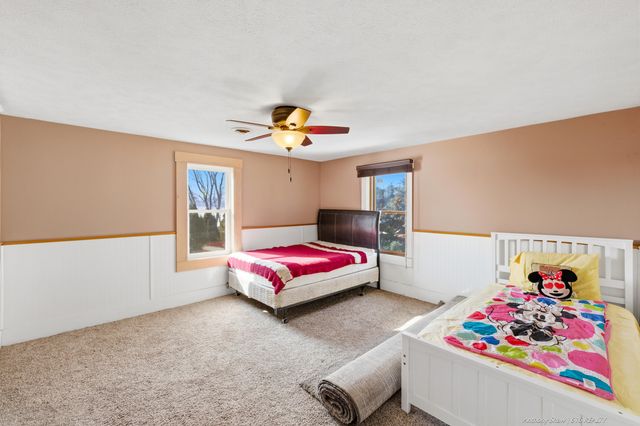 15960 Kenowa Avenue, Tyrone Twp, MI 49330