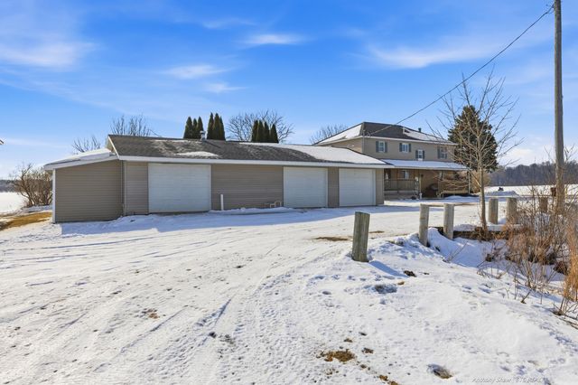 15960 Kenowa Avenue, Tyrone Twp, MI 49330