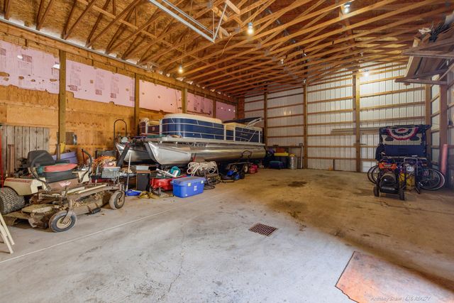 15960 Kenowa Avenue, Tyrone Twp, MI 49330