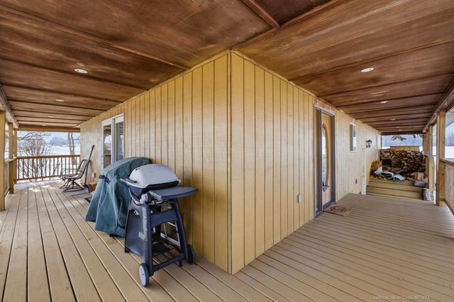 15960 Kenowa Avenue, Tyrone Twp, MI 49330