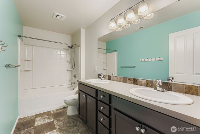 812 Sigafoos Avenue NW, Orting, WA 98360