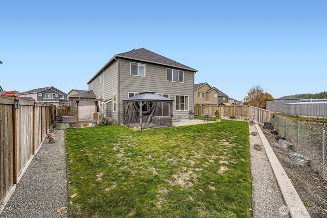 812 Sigafoos Avenue NW, Orting, WA 98360