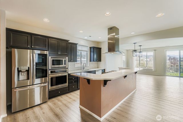 812 Sigafoos Avenue NW, Orting, WA 98360