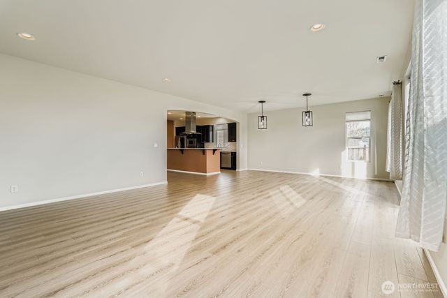 812 Sigafoos Avenue NW, Orting, WA 98360