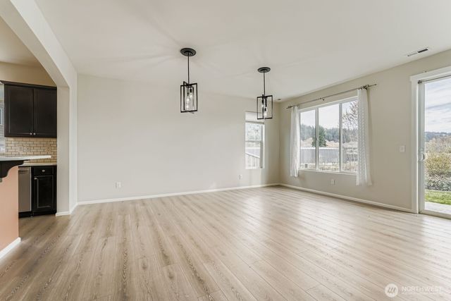 812 Sigafoos Avenue NW, Orting, WA 98360