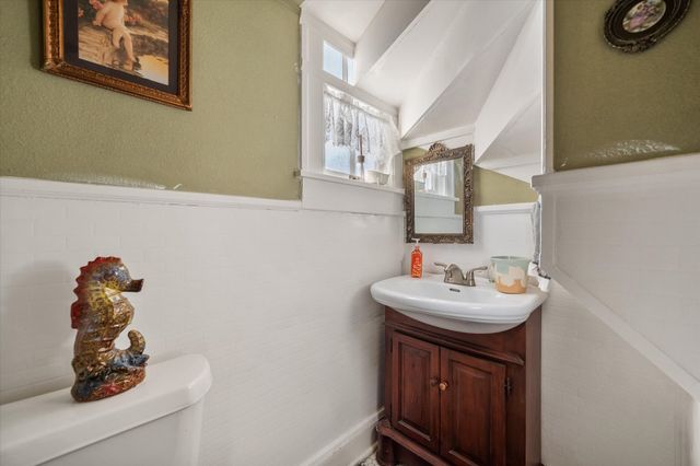 300 5th Street, Kerens, TX 75144