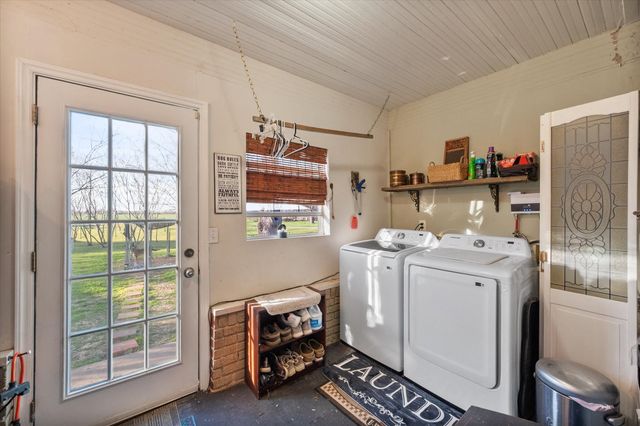 300 5th Street, Kerens, TX 75144