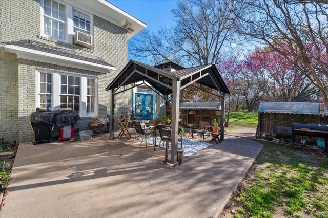 300 5th Street, Kerens, TX 75144