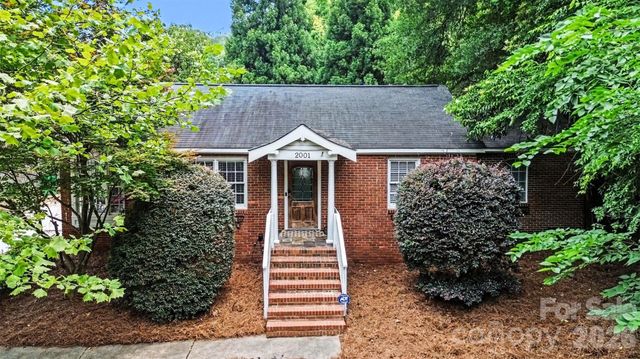 2001 Wood Dale Terrace, Charlotte, NC 28203