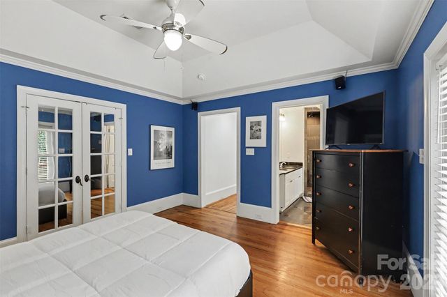 2001 Wood Dale Terrace, Charlotte, NC 28203