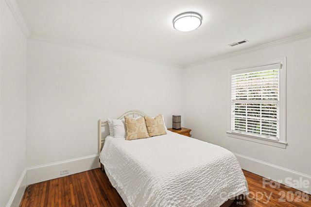 2001 Wood Dale Terrace, Charlotte, NC 28203