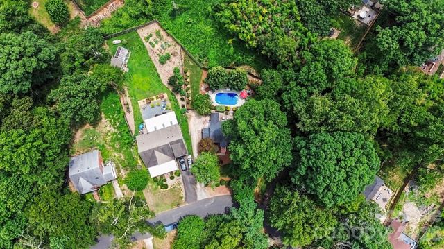 2001 Wood Dale Terrace, Charlotte, NC 28203