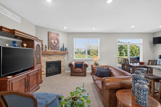 8069 183rd Street W, Lakeville, MN 55044