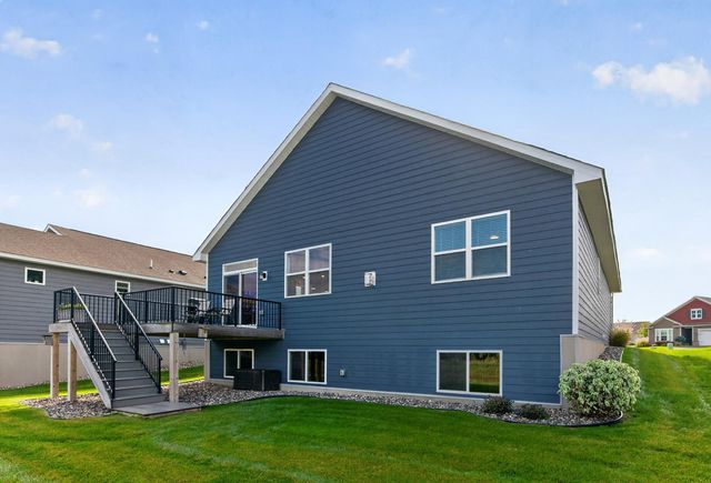 8069 183rd Street W, Lakeville, MN 55044