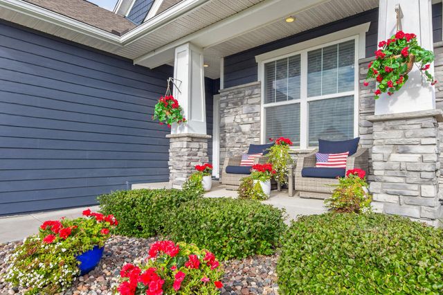 8069 183rd Street W, Lakeville, MN 55044