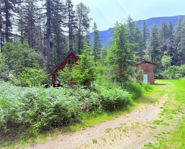 277 Skate Creek Road N, Ashford, WA 98304