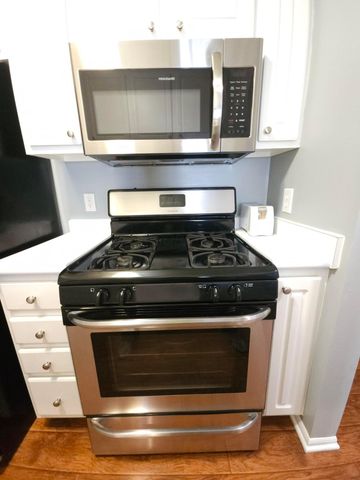 6773 Lagrange Drive, 59B, Canal Winchester, OH 43110