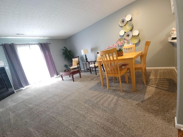 6773 Lagrange Drive, 59B, Canal Winchester, OH 43110