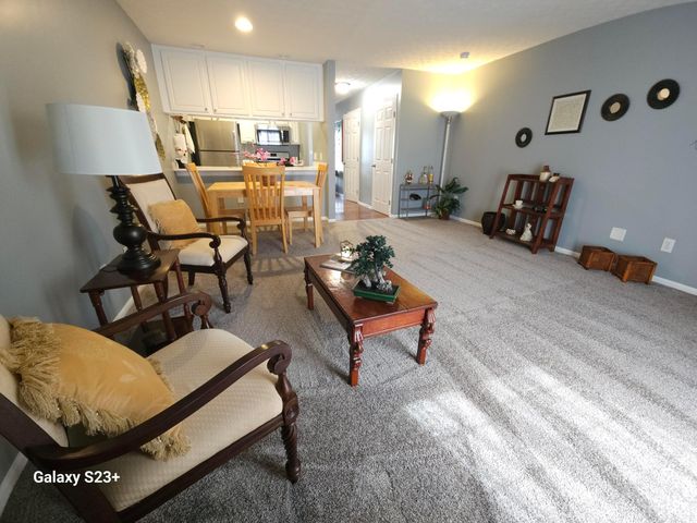 6773 Lagrange Drive, 59B, Canal Winchester, OH 43110