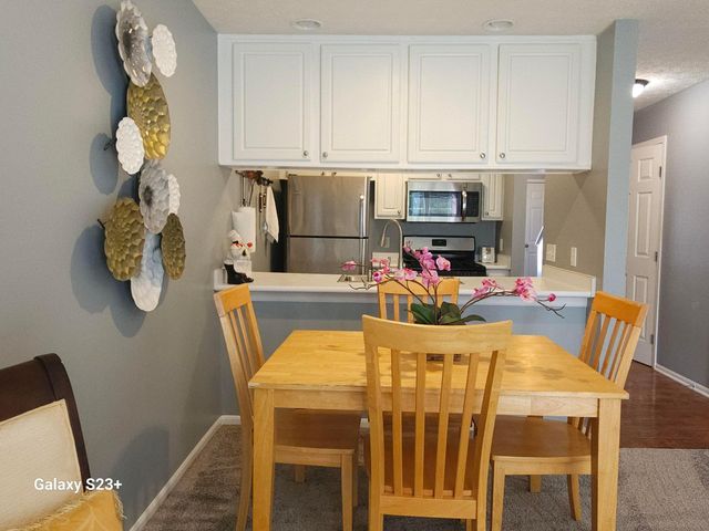 6773 Lagrange Drive, 59B, Canal Winchester, OH 43110