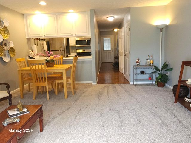 6773 Lagrange Drive, 59B, Canal Winchester, OH 43110