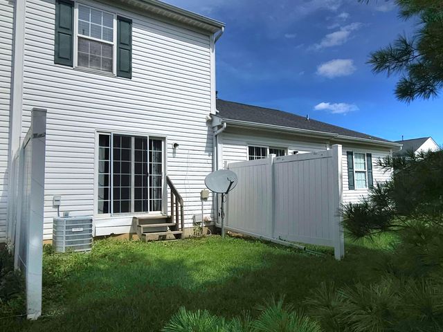 6773 Lagrange Drive, 59B, Canal Winchester, OH 43110