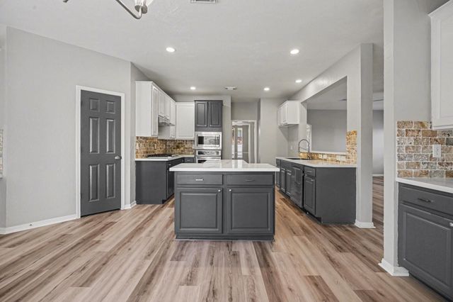 2514 Acadiana Lane, Seabrook, TX 77586