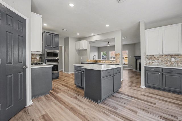 2514 Acadiana Lane, Seabrook, TX 77586