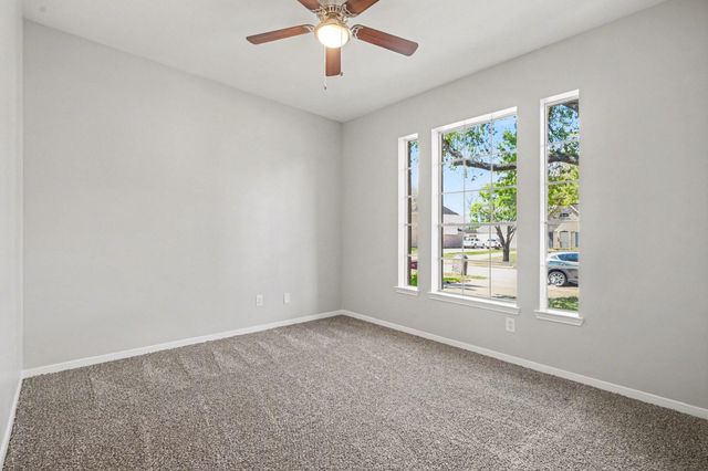 2514 Acadiana Lane, Seabrook, TX 77586