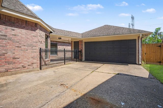 2514 Acadiana Lane, Seabrook, TX 77586