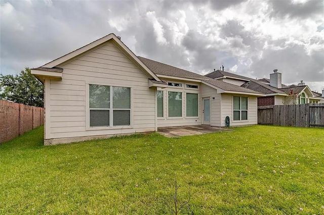 12516 Rocky Cove Drive, Pearland, TX 77584