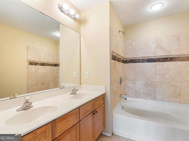 1929 Hoods Fort Circle NW 28, Kennesaw, GA 30144