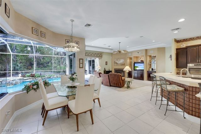 4727 7th AVE SW, Naples, FL 34119