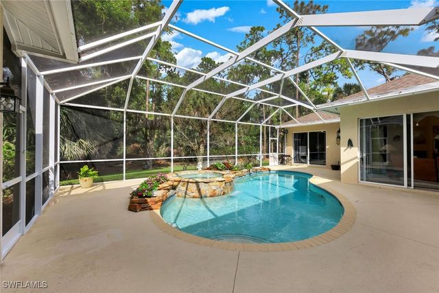 4727 7th AVE SW, Naples, FL 34119