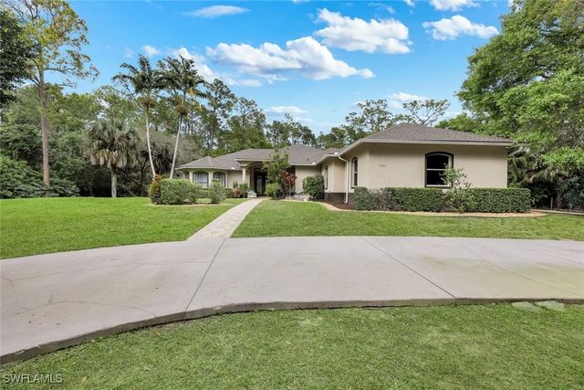 4727 7th AVE SW, Naples, FL 34119
