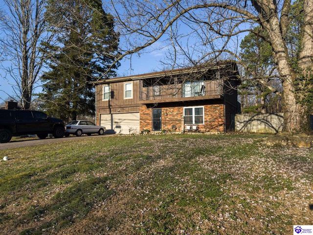 618 Oak Drive, Radcliff, KY 40160