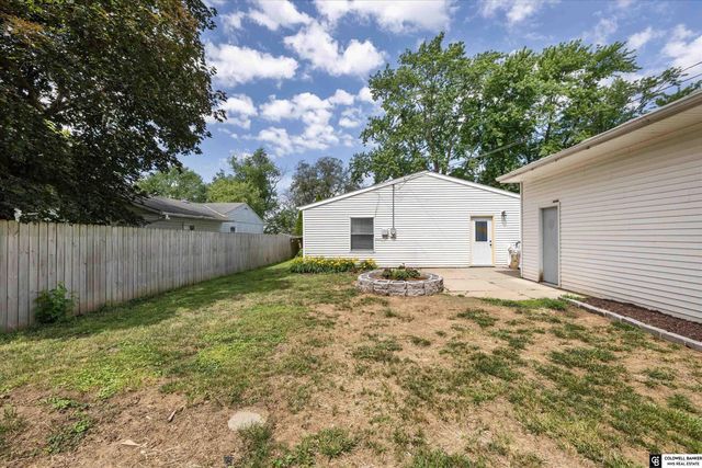 7401 S 41 Street, Bellevue, NE 68147